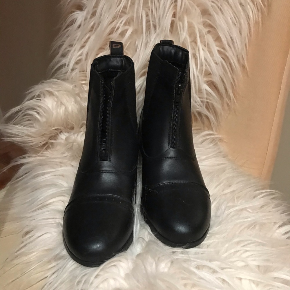 Ankle leather riding boots